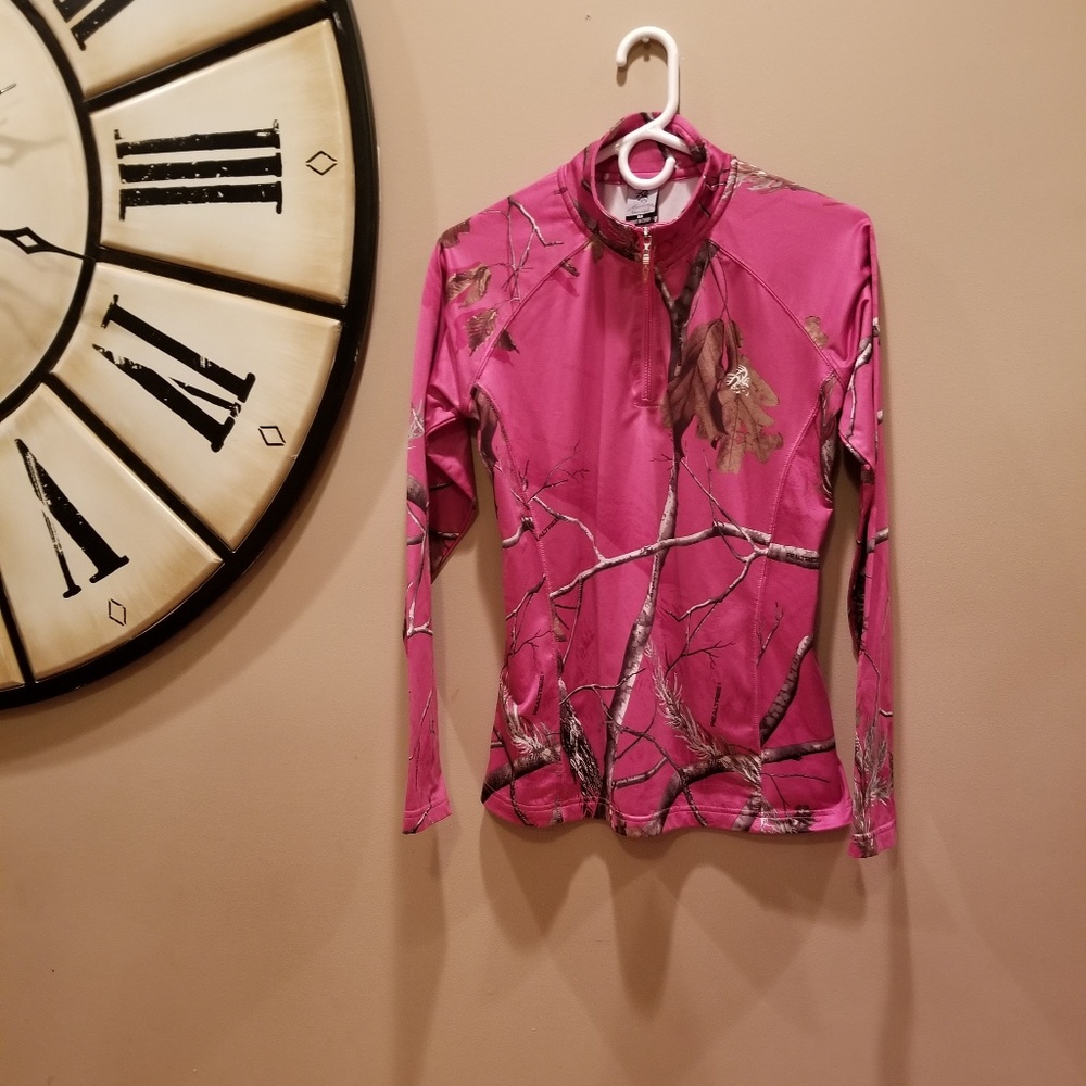 🦌 Pink Camouflage Shirt...